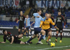 ''Lazio'' sāpina ''Milan''; Milito un Mikoli <i>uguņo</i> jeb 8 vārtu trilleris Milānā