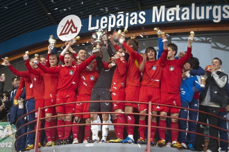 Latvijas kausu ar pendelēm iegūst "Skonto" Latvijas kausu ar pendelēm iegūst "Skonto"