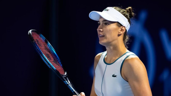 Pera apspēlē Garsiju un kļūst par Ostapenko oponenti, tālāk tiek arī Švjonteka