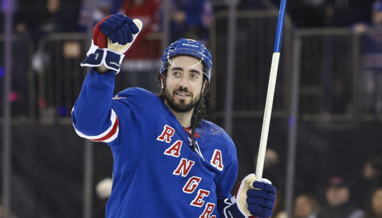 "Rangers" sagrauj "Capitals" ar 8:1, "Senators" ielaužas "play-off" zonā