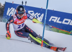 Kalnu slēpošanā Latviju olimpiskajās spēlēs pārstāvēs Zvejnieks un Bondare