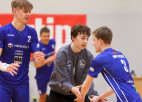"Ulbrokas SK" handbolisti uzvar Ogrē un saglabā cerības sasniegt play-off