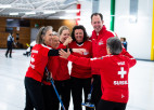 Šveices un Kanādas senioru kērlingisti kļūst par pasaules čempioniem, Latvijai 8. un 13.vieta