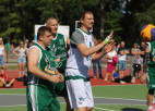 Jaunajā stadionā atklāts "Gulbenes Buku" āra basketbola laukums