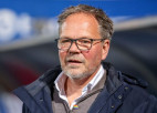 Uldriķa "Cambuur" pēc zaudējumu sērijas atbrīvo treneri – atgriežas panākumiem bagātais de Jongs