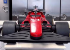Video: Konditors no šokolādes nedēļas laikā izveido F1 mašīnu