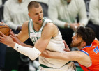 Porziņģis ar dominējošu sniegumu sekmē "Celtics" uzvaru pār talantīgo "Thunder"