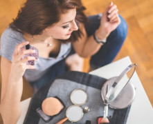 Smaržu horoskops – kā izvēlēties smaržas daiļā dzimuma pārstāvēm?