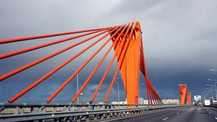 Nordea Rīgas maratona dalībnieki šogad skries arī pār Dienvidu tiltu