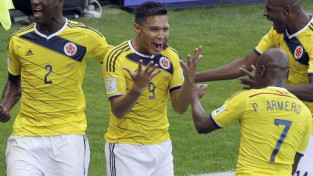 Kolumbija izmanto iespējas un čempionātu sāk ar uzvaru