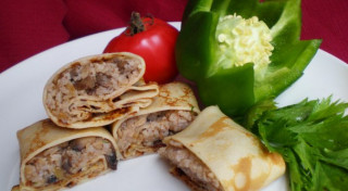 Vegānas pildītās pankūkas ar pieciem dažādiem pildījumiem