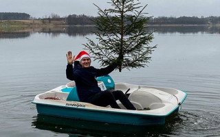 Kā uz paplātes: Latvijas sporta personības sveic Ziemassvētkos