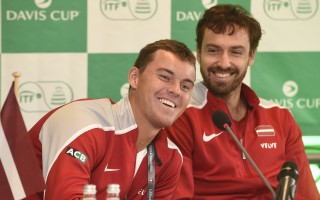 Skandāls izlasē: Podžus dodas prom, Gulbis to salīdzina ar dezertēšanu