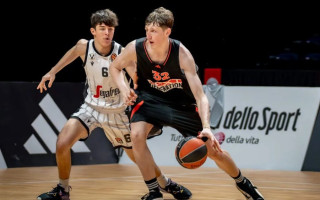 Iļja Kurucs grib pārspēt vecākos brāļus un kļūt par labāko basketbolistu ģimenē