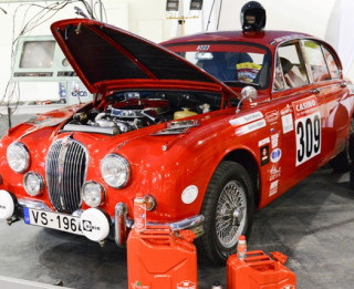 Foto: Tūninga meistardarbi no visas Eiropas izstādē Auto Exotica 2015