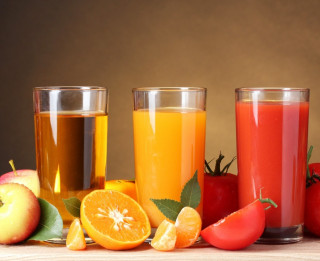 Ar sulu pēcpusdienu aicinās uzturā vairāk dzert sulas un ēst augļus un dārzeņus