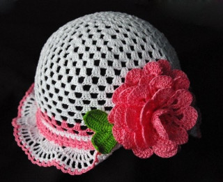 Tamborēta romantiska vasaras cepurīte