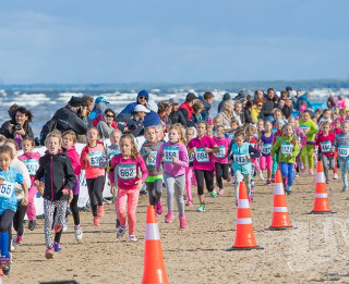 Nedēļas nogalē Jūrmalas pludmalē skriešanas un nūjošanas entuziastus sveiks Eiropas un Baltijas Vieglatlētikas savienību prezidenti