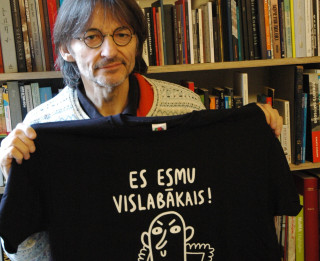 Pirmo Bērnu balvu mākslā saņem mākslinieks Juris Utāns