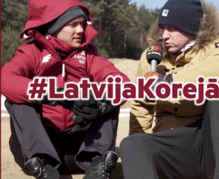 Video: Kādēļ Latvijas biatlonisi Korejā dzīvo pēc Latvijas laika?