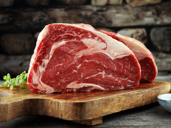 Kā ilgāk uzglabāt gaļu svaigu, ja sabojājies ledusskapis vai nav elektrības