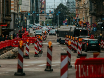 Ceļu remontu sezona Latvijā: ko tā nodara riepām, piekarei un bremzēm Ceļu remontu sezona Latvijā: ko tā nodara riepām, piekarei un bremzēm