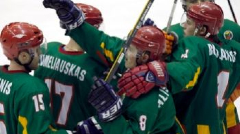 Lietuvas hokejisti līksmo
Foto: www.iihf.com