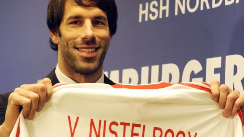 Rūds van Nistelrojs "HSV"spēlēs ar 22. numuru
Foto: AFP/Scanpix