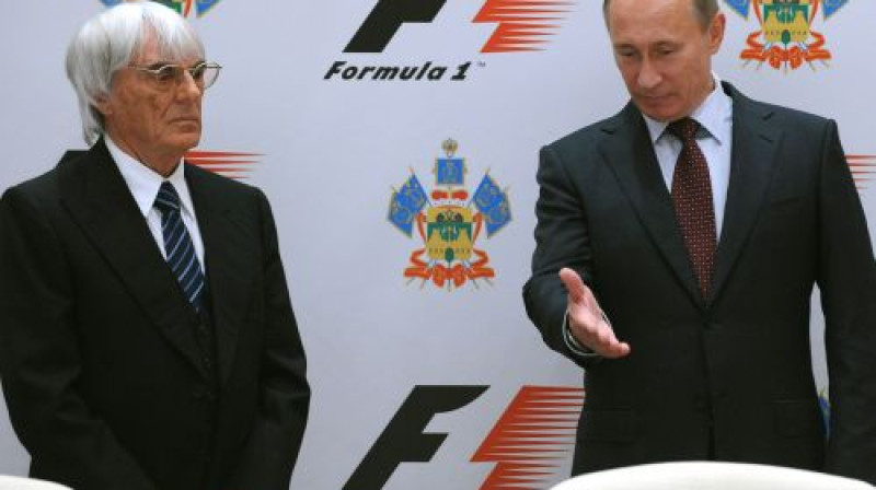 Bernijs Eklstons un Vladimirs Putins
Foto: AFP/Scanpix