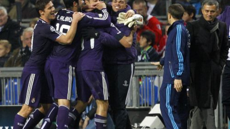 Madrides "Real" futbolisti atzīmē vārtu guvumu
Foto: AP/Scanpix