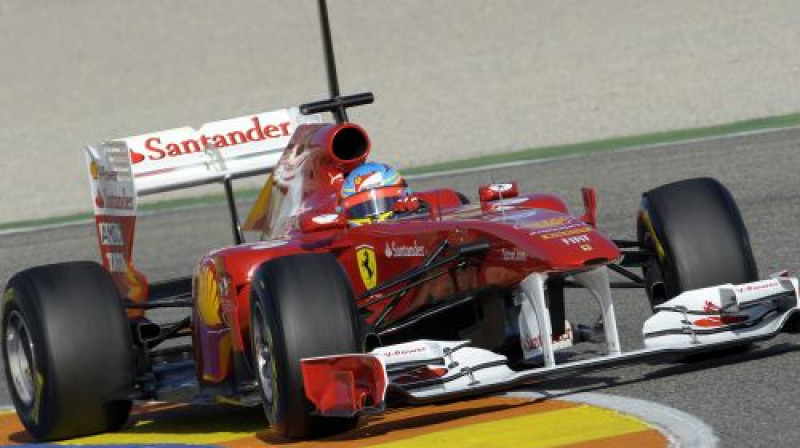 Fernando Alonso šodien bija ātrākais pilots trasē
Foto: AFP/Scanpix