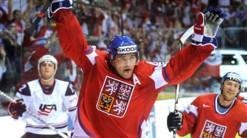 Jaromīrs Jāgrs no NHL tirgus izcēla gan labu klubu, gan labu naudu.

Foto: AFP/Scanpix
