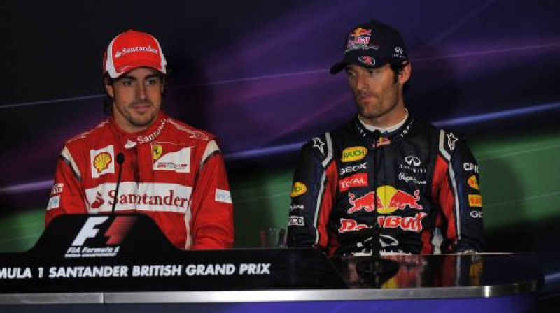 Fernando Alonso un Marks Vēbers
Foto: AFP/Scanpix