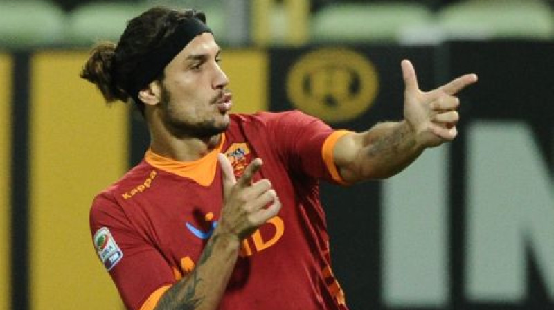 Pablo Daniels Osvaldo guva uzvarus vārtus ''Roma'' rindās
Foto: AFP/Scanpix