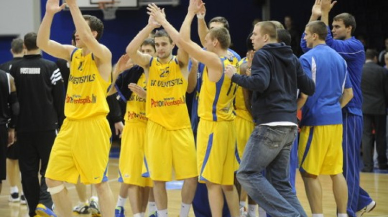 BK Ventspils - prieks , gandarījums un labas izredzes FIBA izaicinājuma kausa izcīņas turpinājumā.
Foto: Romāns Kokšarovs, Sporta Avīze/f64