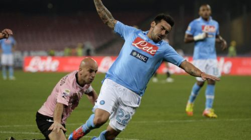 Fragments no "Napoli" un "Palermo" spēles
Foto: AFP Photo/Scanpix