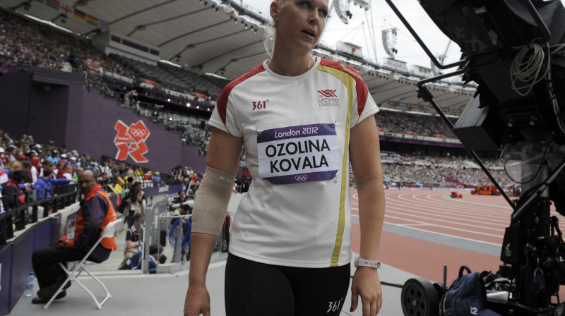 Šķēpmetējai Sintai Ozoliņai-Kovalai Londonas olimpiskās spēles otrdien beidzās pēc kvalifikācijas sacensībām. Foto: Romāns Kokšarovs, ''f64 photo agency"/"Sporta Avīze"