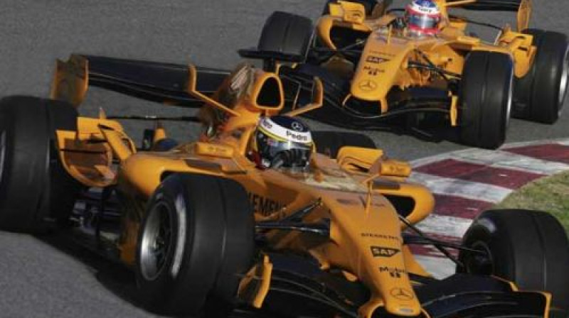 Šādas "McLaren" mašīnas varētu izskatīties nākotnē
Foto: motorsportmodeller.blogspot.com