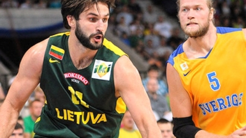 Lins Kleiza pret Zviedriju spēlēja 17 minūtes un guva 18 punktus. Foto: fotodiena.lt