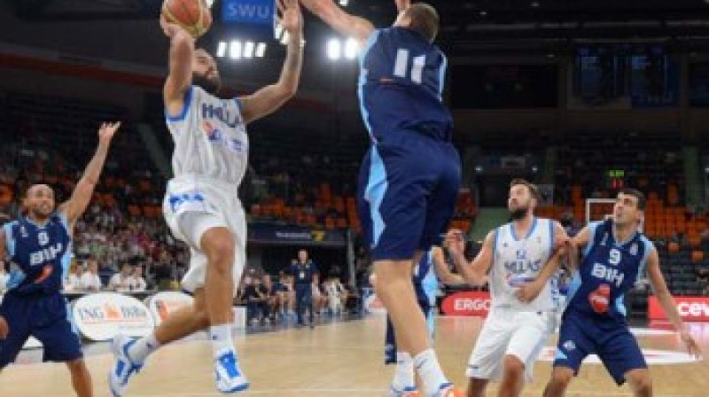 Grieķi uzbrūk Bosnijas-Hercegovinas grozam
Foto: www.basketball-bund.de