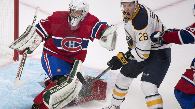 Zemgus Girgensons pie "Canadiens" vārtiem
Foto: AP/Scanpix