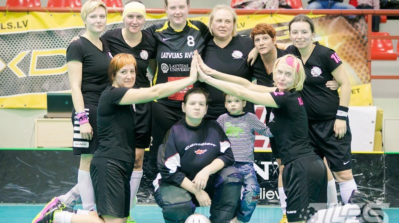 "Cielaviņu Armijai" šajā čempionātā izcīnīts punkts!
Foto: floorball.lv