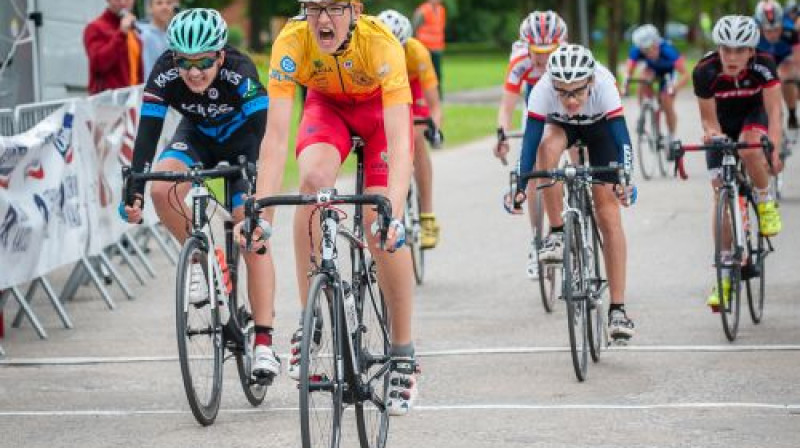 Zēnu un jauniešu grupās dominēja Igaunijas sportisti
Foto: Agnis Melderis