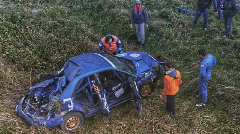 Nullītes ekipāžas auto pēc avārijas
Foto: Promaksa - EPIC Media