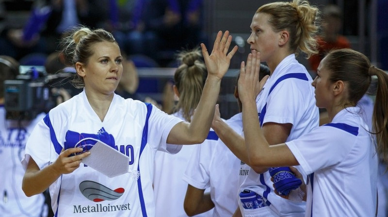 Anete Jēkabsone-Žogota: 14 punkti un ceļazīme uz Eirolīgas "play-off"
Foto: kurskbasket.ru