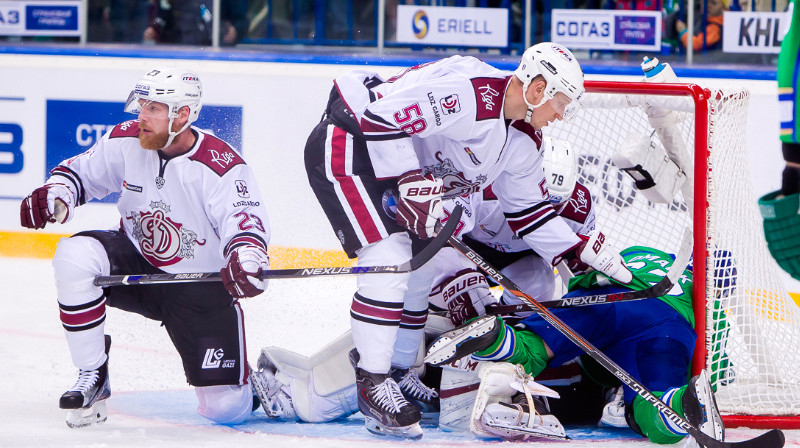 Rīgas "Dinamo" spēlētāji Ufā
Foto: hcsalavat.ru