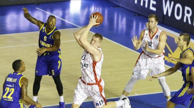 Rolands Šmits mačā pret "Khimki"
Foto: Fuenlabrada