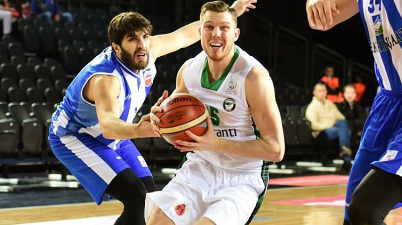 Dairis Bertāns: 29 punkti uzvarā pār "Baskonia"
Foto: Darussafaka