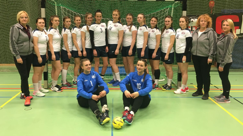 Latvijas U-19 dāmu handbola izlase