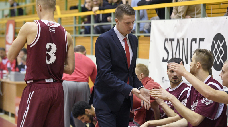 Mārtiņš Gulbis un "Barons kvartāls" 
Foto: Romāns Kokšarovs, Sporta Avīze, f64